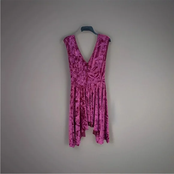 Silence + Noise Corina Velvet Drop Waist Midi Dress Medium Raspberry Asymmetric - Picture 2 of 8